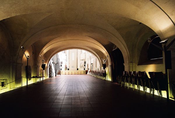 Eva Jiricna architects / The Prague Crossroads, an international spiritual centre is located in a long-deconsecrated church, founded by St Wenceslas in 927 A.D., Prague, Czech Republic / II