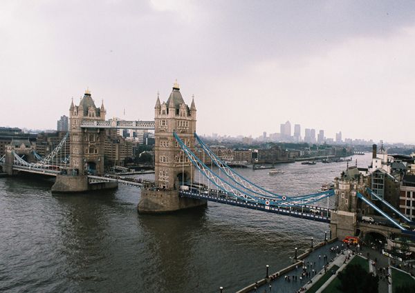 LONDON / UNITED KINGDOM / IV