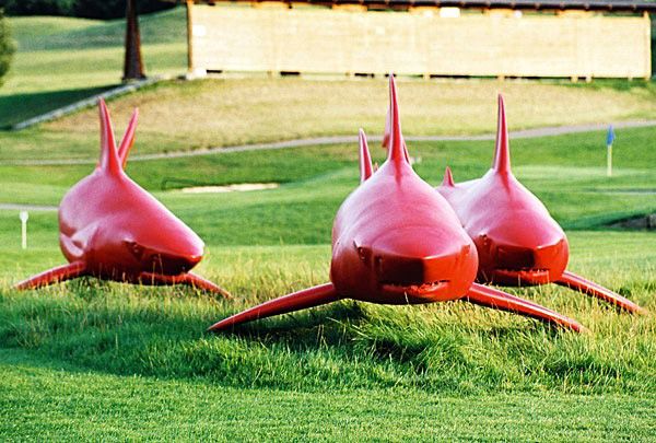 Michal Gabriel / horses and sharks in the grass / golf resort Kaskáda / 2012 / III