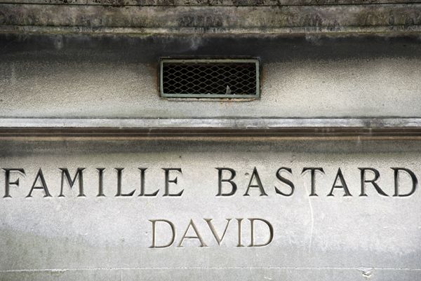 Pere - Lachaise cemetery / Paris, France / 2015 / IV