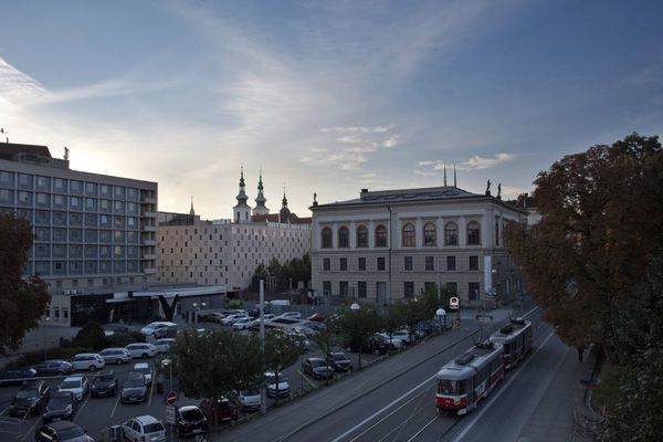 architekti Hrůša and Company, Atelier Brno / parking house Domini Park, Brno, Czech republic / I