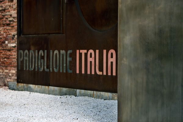 15th International Architecture Exhibition / Venice, Italy / 2016 / Arsenale / LIII