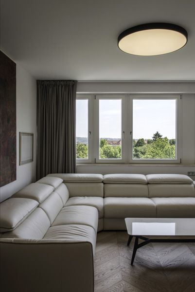 Jaromír Sedlák / fotodokumentace bytového domu / Brno / 2025 / XXXIII