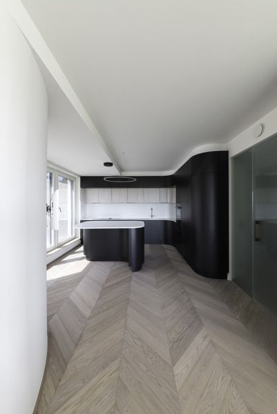 Jaromír Sedlák / fotodokumentace bytového domu / Brno / 2025 / XXVIII