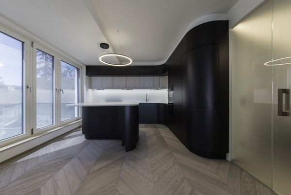 Jaromír Sedlák / fotodokumentace bytového domu / Brno / 2025 / XXVI