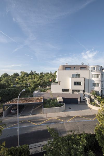 Jaromír Sedlák / fotodokumentace bytového domu / Brno / 2025 / V